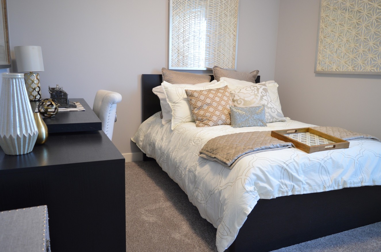 Kleines schlafzimmer: 20 ideen rund ums einrichten, farbe & mehr