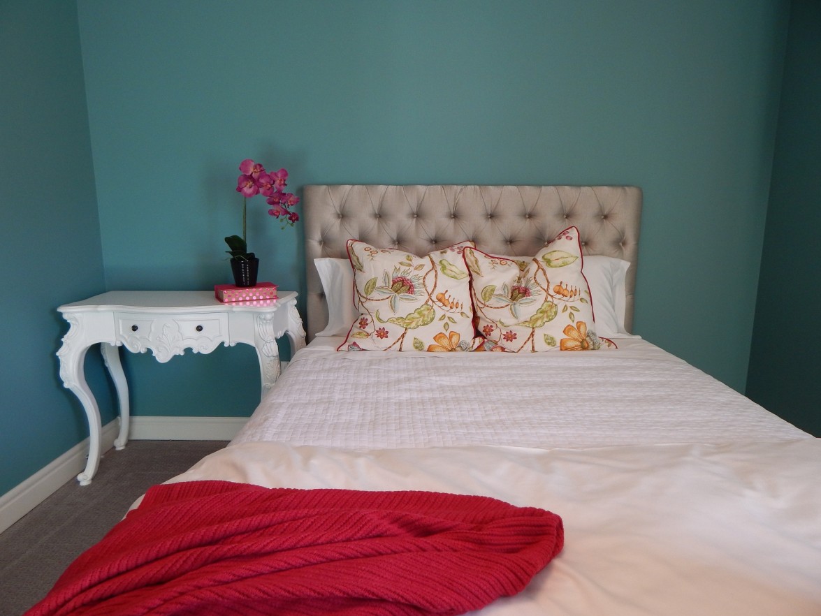 Kleines schlafzimmer: 20 ideen rund ums einrichten, farbe & mehr