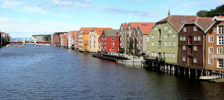 In Trondheim finden Sie sicher ein Ferienhaus am Wasser zu kaufen. Die Auswahl an Immobilien in Norwegen ist groß, auch für Ausländer.