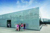 Metallfassadenverkleidung mit Lochblechen: Individuell und unverkennbar