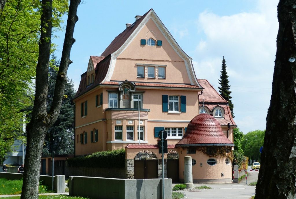 12. Traumhaus: Herrenhaus im Jugendstil