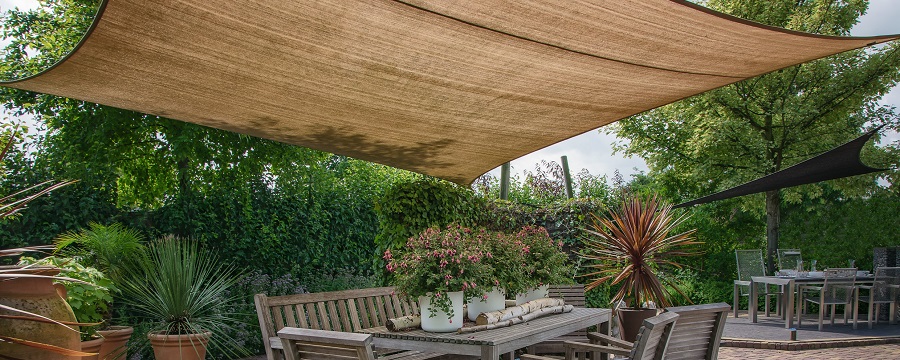 Sonnenschutz für Haus, Terrasse und Balkon