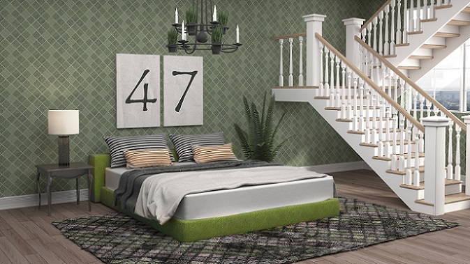 Dieses Zimmer hat eine solche Mustertapete in einem schönen, unaufgeregten Grün. Bei näherem Betrachten zeigt sich die genaue Planung der Zimmergestaltung. So passt das Muster der Tapete perfekt zum Muster des grünen Teppichs. (#01)