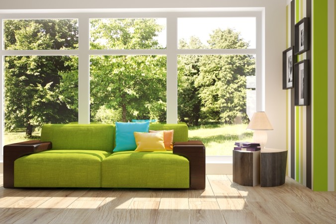 Akzente mit einer einzigen Farbe machen den Raum gemütlich. Hier wirkt das Grün in Komibnatiion mit der direkten Natur sehr freundlich und harmonisch. (#5)