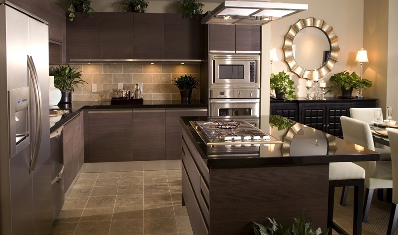Ein sehr wichtiger Punkt beim Kauf einer Küche ist die individuelle Anpassung an den Raum. (#01)