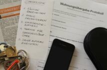 Wohnungsübergabeprotokoll: Vermieter und Mieter sollten es gemeinsam ausfüllen ( Foto: Adobe Stock- tina7si )