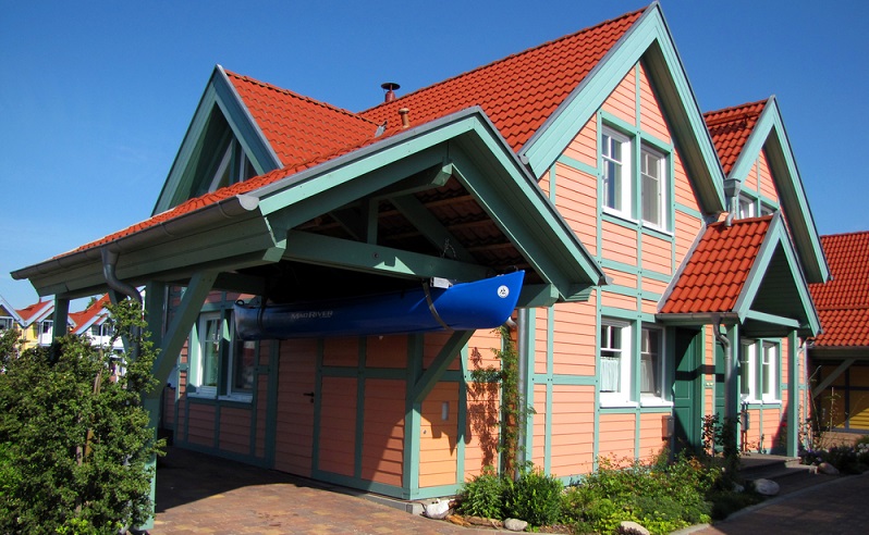 Nachträglich ein Carport anzubauen auch das ist eine Möglichkeit ( Foto: Shutterstock- Henry Nowick  )