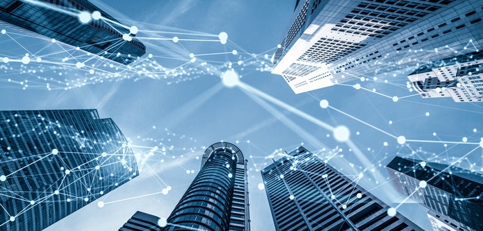IoT Tech Expo 2021: Energetische Sanierung mit Hindernissen IoT Tech Expo 2021: Energetische Sanierung mit Hindernissen (Foto: Shutterstock - Blue Planet Studio)
