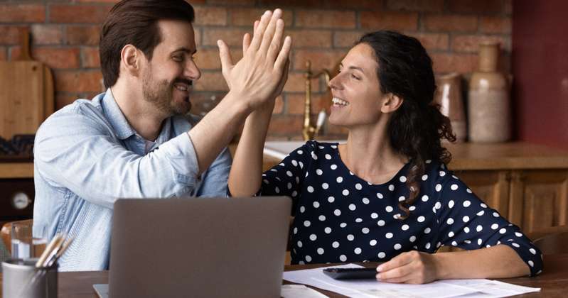 Die Schufa hat einen entscheidenden Einfluss, wenn es um die Vergabe von Krediten geht. ( Foto: Shutterstock-Fikzes )