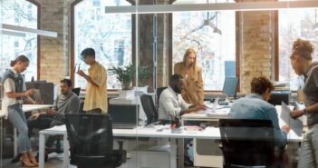 Moderne Arbeitswelten: Büro der Zukunft muss drei Anforderungen erfüllen (Foto: AdobeStock - Svitlana)