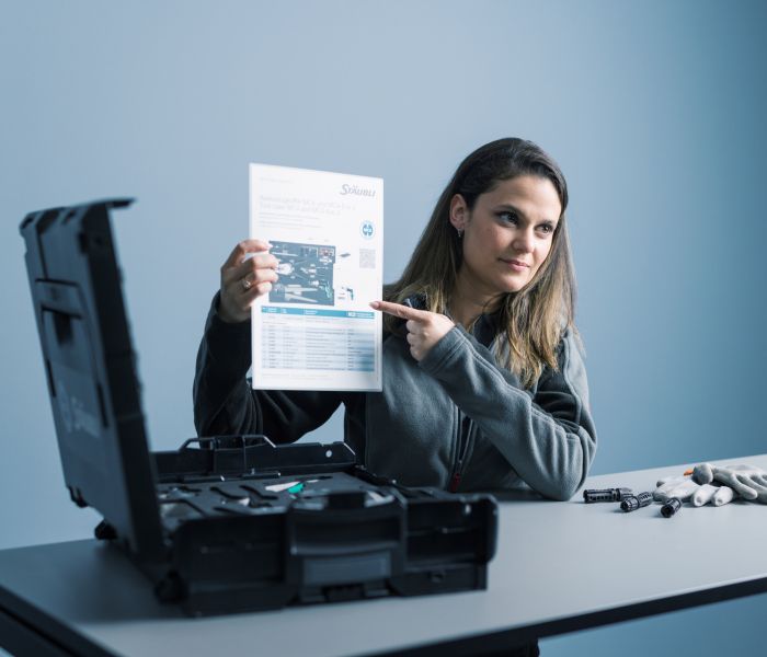 Besuchen Sie den Stäubli Stand für praktische Crimp- und Montage-Erfahrungen (Foto: Stäubli Electrical Connectors AG)