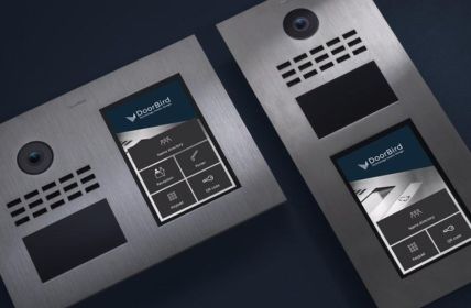 DoorBird stellt innovative Türkommunikationslösungen für Hausbesitzer vor DoorBird stellt innovative Türkommunikationslösungen für Hausbesitzer (Foto: Hasselblad X1D)