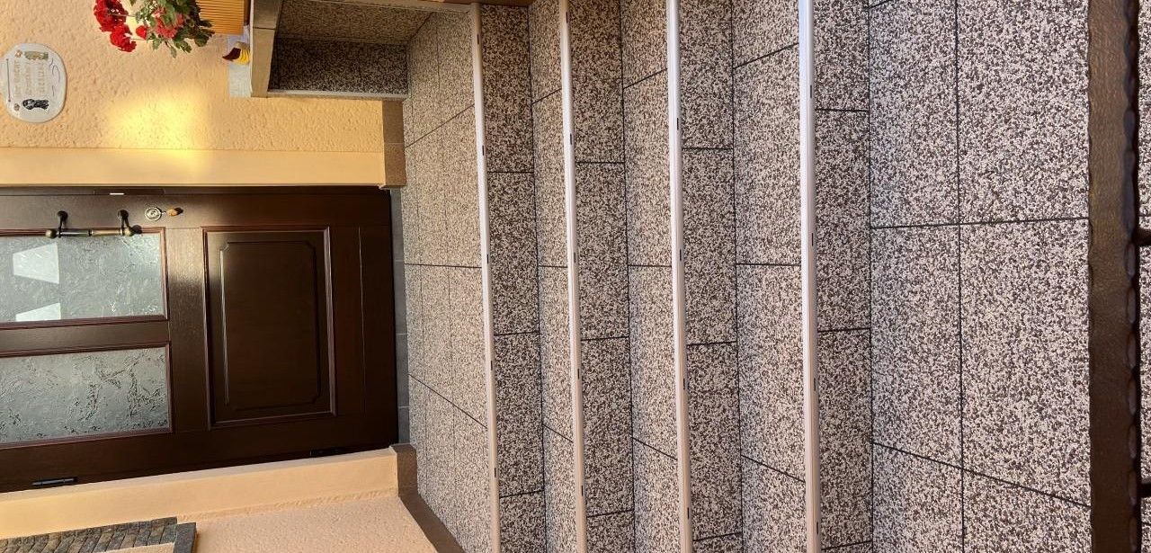 RENOfloor Lagerverkauf: Bis zu 50% Rabatt auf hochwertige Restposten und (Foto: RENOfloor  GmbH)
