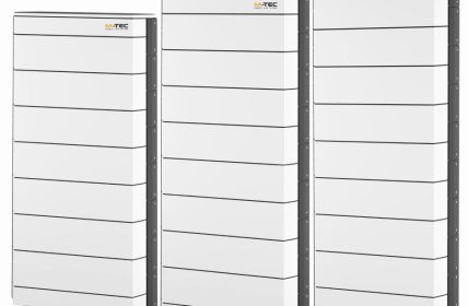 ENERGY-TOWER: Neue Speicherlösungen für Gewerbe, Büros und (Foto: M-TEC GmbH)