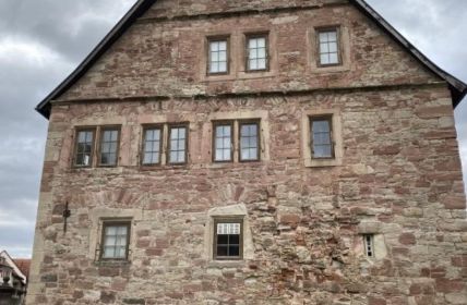 Fassaden sanierung bewahrt den Charakter eines historischen (Foto: Grigoleit Stein & Denkmal/ maxit)