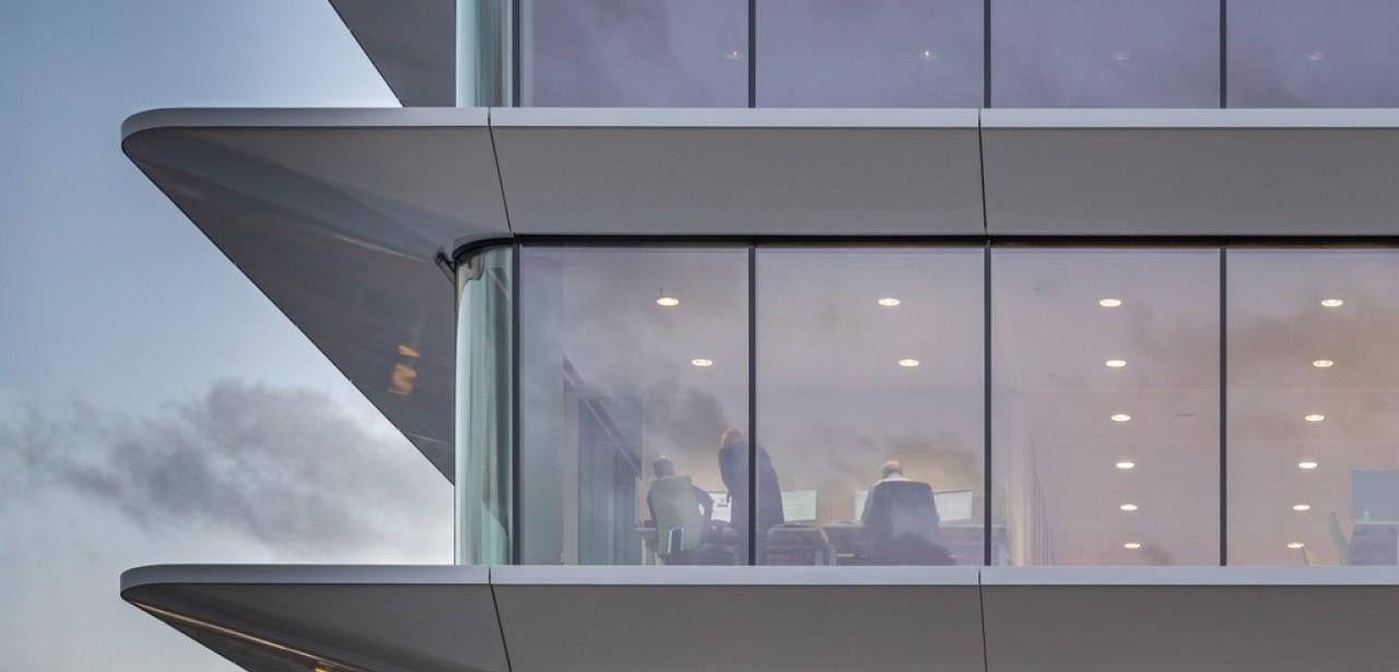 Pilkington Optitherm(TM) Dreifachverglasung steigert Effizienz und reduziert CO₂-Ausstoß (Foto: Pilkington Deutschland AG .  NSG Group)