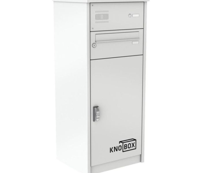 Die KNOBOX 12 f&uuml;r den Brief- und Paketempfang mit Klingeltaster (Foto: Max Knobloch Nachf. GmbH)