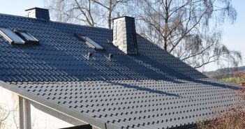 Luxmetall-Metalldachprofile senken deutlich Sanierungskosten trotz aktuell rasant steigender (Foto: LUXMETALL Deutschland GmbH)