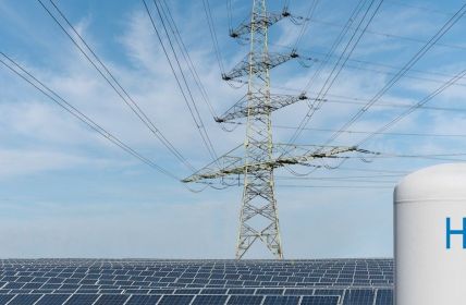 Landgericht Ravensburg verurteilt Senec GmbH wegen schwerwiegendem Produktsicherheitsgesetz-Verstoß (Foto: AdobeStock- Gerd - 2012077976)